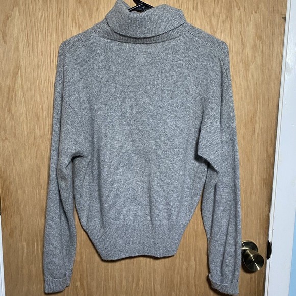 Casual Corner Angora Rabbit Hair Lambswool Turtleneck Sweater Gray Career Sz Med - Picture 2 of 7